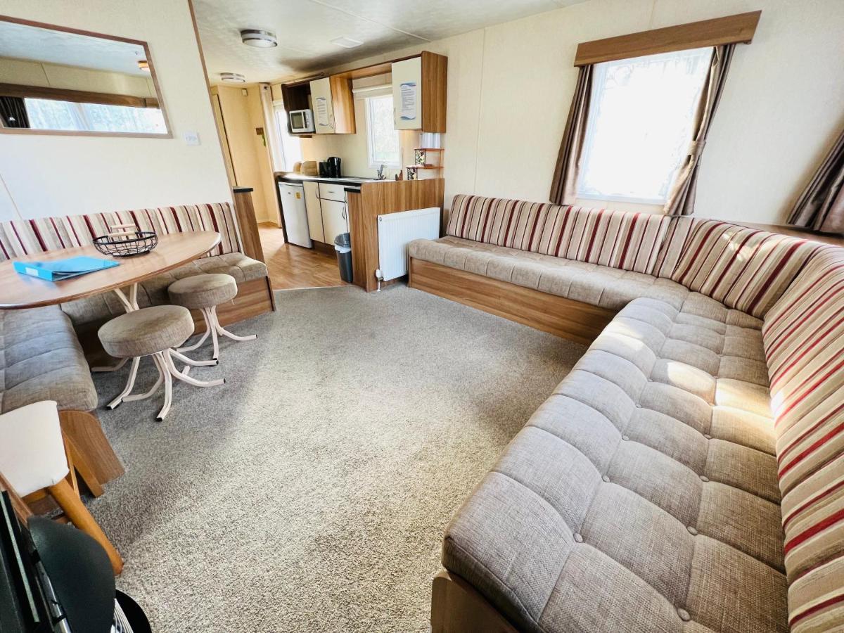 2 Bedroom Caravan Nv16, Lower Hyde, Shanklin, Isle Of Wight Exteriér fotografie